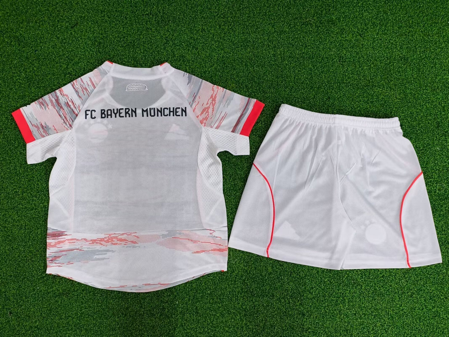 Maillot Kit Extérieur Bayern Munich 2025/2026 Enfant