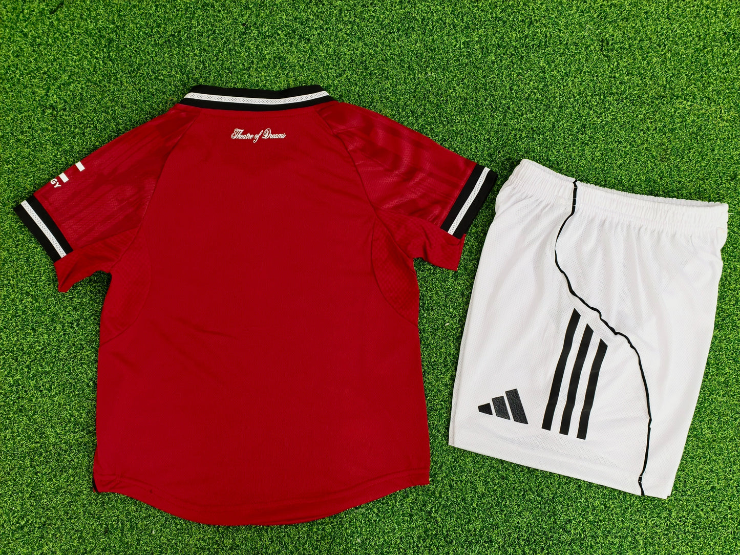 Maillot Kit Domicile Manchester United 2025/2026 Enfant